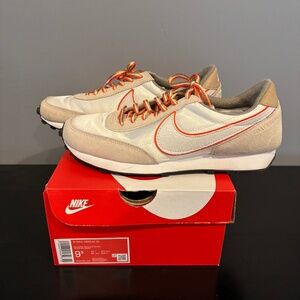 Nike Daybreak SE Womens